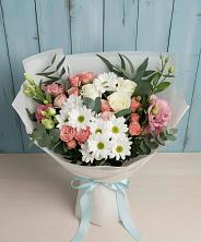 Букет цветов из:  Розы, Лизиантусы и Хризантемы в Горнореченском