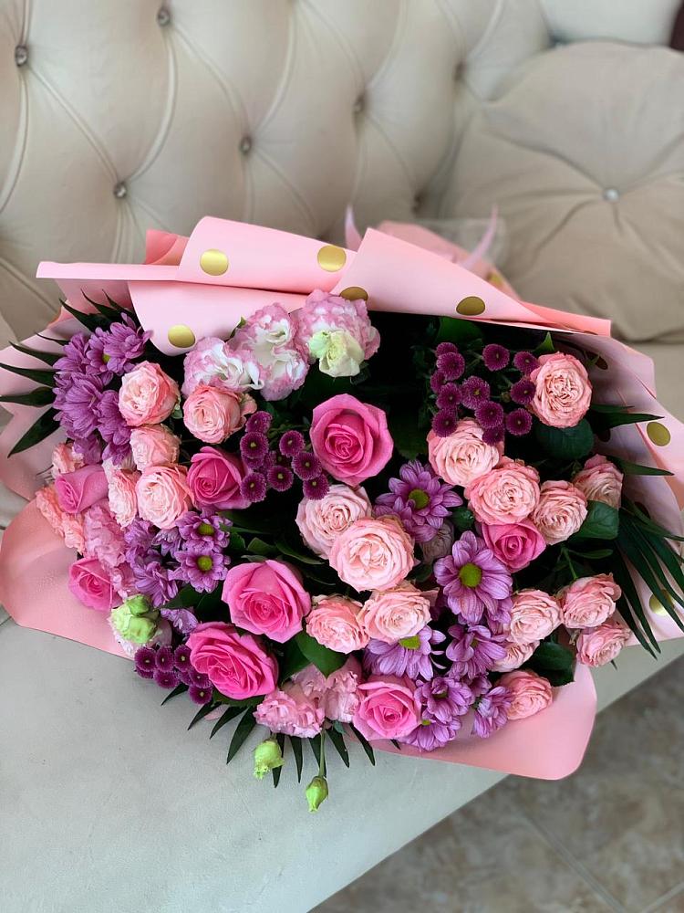 Букет цветов из: Хризантемы, Розы и Лизиантусы в Горнореченском