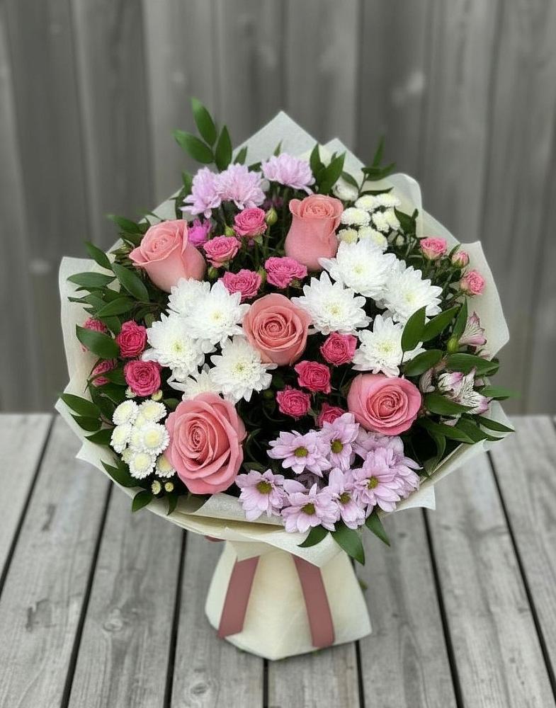 Букет цветов из: Альстромерии, Гвоздики, Розы и Хризантемы в Горнореченском