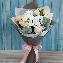 Букет цветов из:  Хризантемы и Розы в Горнореченском