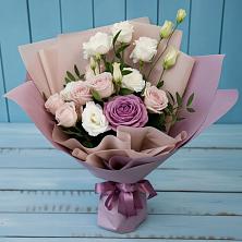 Букет цветов из:  Розы и Лизиантусы в Горнореченском