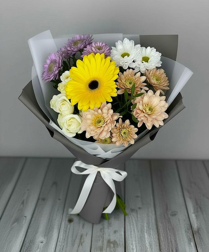 Букет цветов из: Розы, Герберы и Хризантемы в Горнореченском