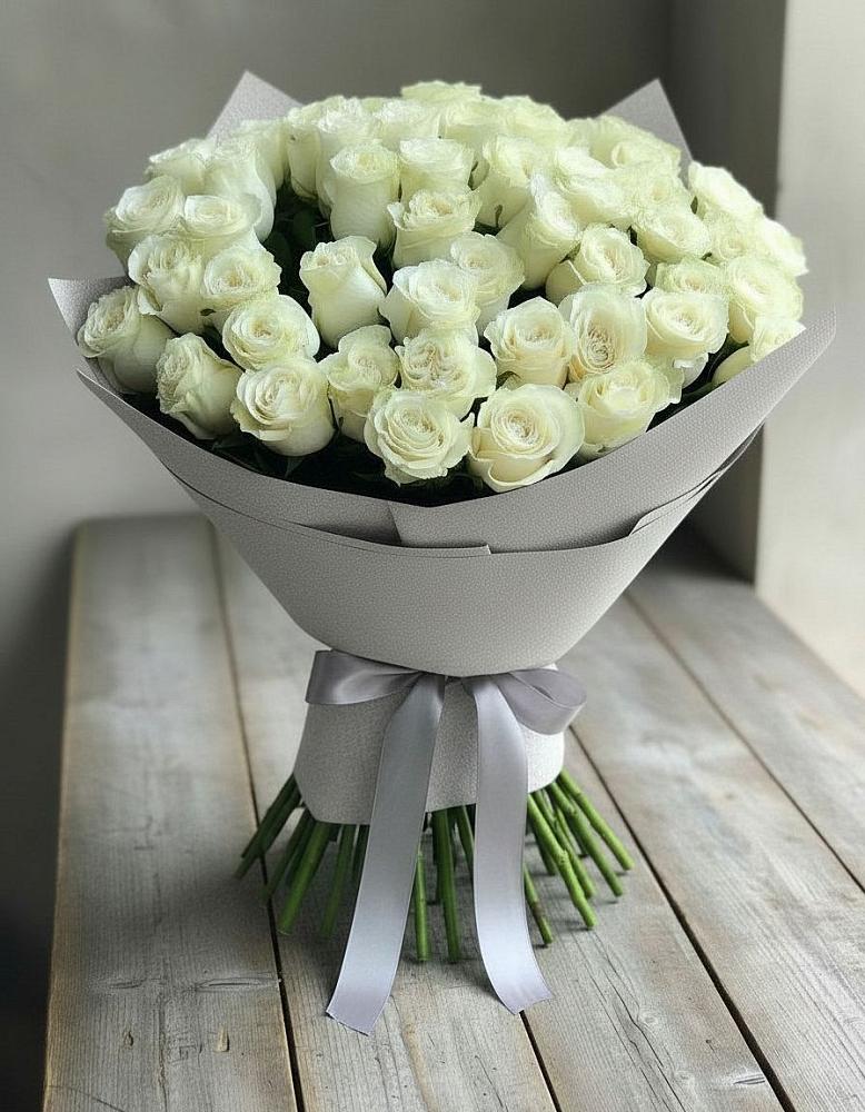 Букет 35 Белых роз в Горнореченском