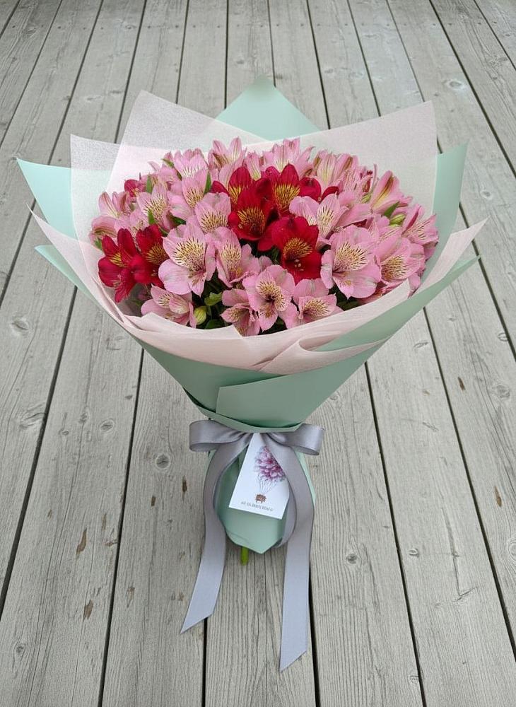 Букет цветов из: Альстромерии в Горнореченском