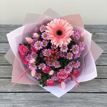Букет цветов из:  Розы, Герберы и Хризантемы в Горнореченском