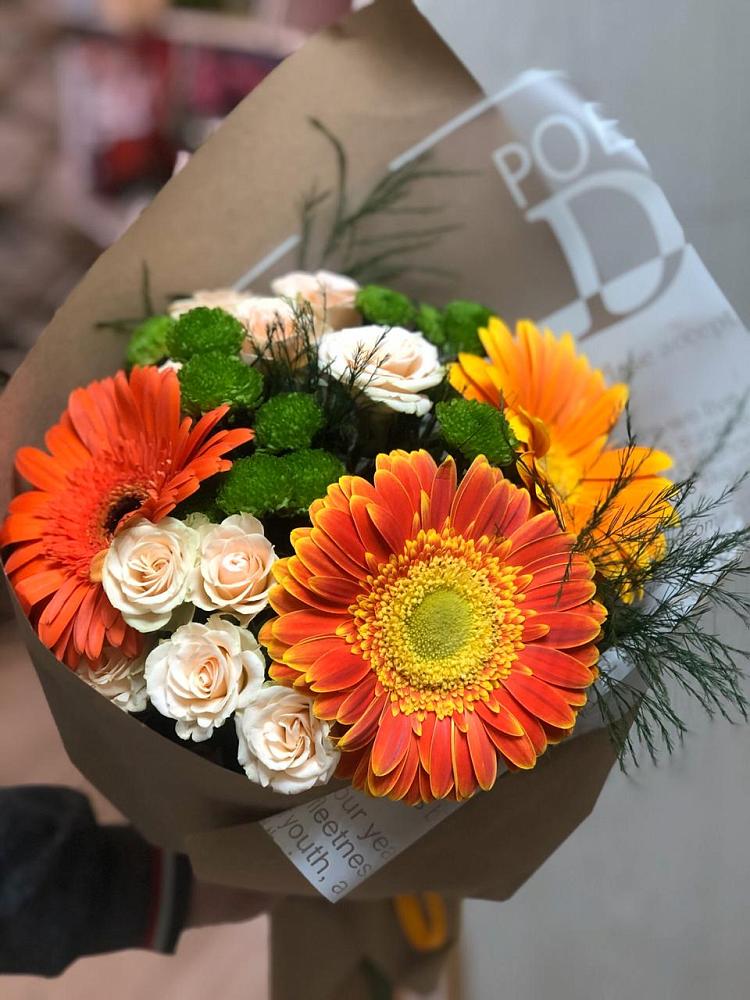 Букет цветов из: Герберы, Хризантемы и Розы в Горнореченском